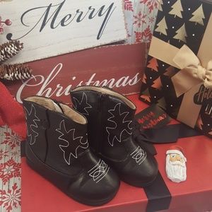 Stop toe walking new sneak a roos black boots